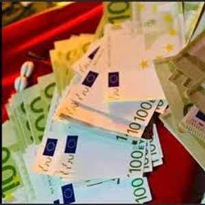 DEVENIR RICHE EN 3 JOURS PAR PORTE MONNAIE CANARIES MAGIQUE A HAUTE PUISSANCE QUI ATTIRENT D'ARGENT +22961920714, un designer graphique à Aubervilliers