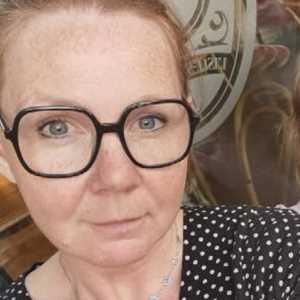 Aurélie , un graphiste à Pertuis